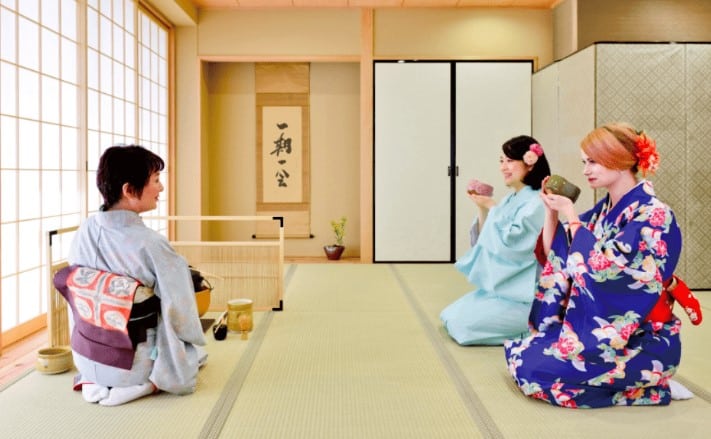 Zen Tea Ceremony Experience in Japan